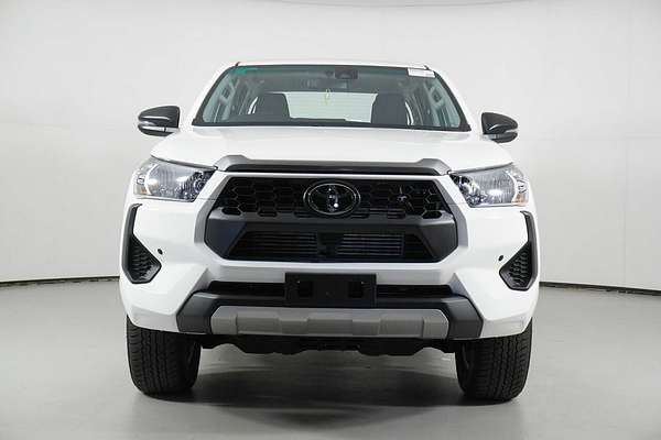 2024 Toyota Hilux SR (4x4) GUN126R 4X4