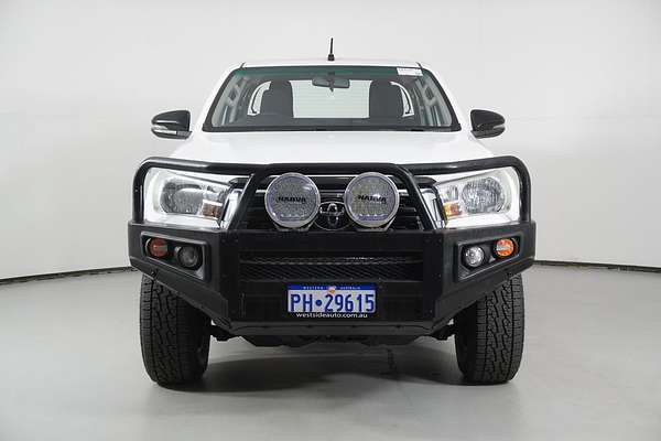 2019 Toyota Hilux SR (4x4) GUN126R MY19 4X4