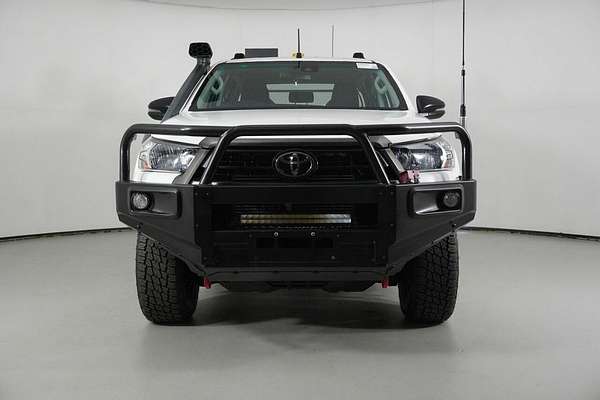 2021 Toyota Hilux SR (4x4) GUN126R Facelift 4X4