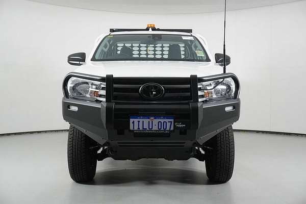 2024 Toyota Hilux SR (4x4) GUN126R 4X4