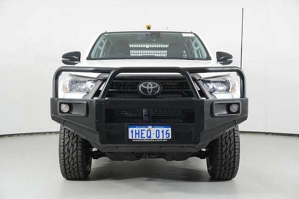 2020 Toyota Hilux SR (4x4) GUN126R Facelift 4X4
