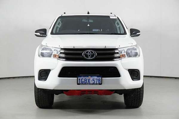2016 Toyota Hilux SR (4x4) GUN126R 4X4