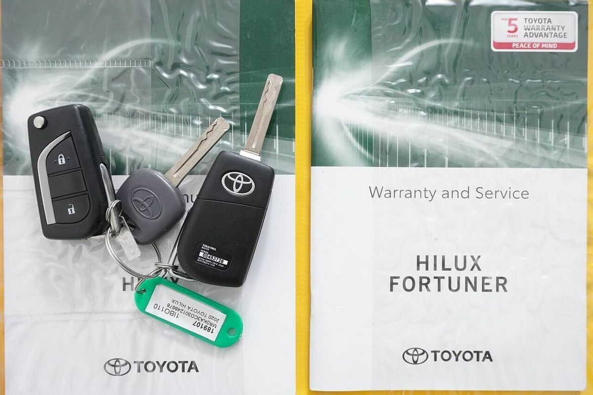 2020 Toyota Hilux SR (4x4) GUN126R Facelift 4X4