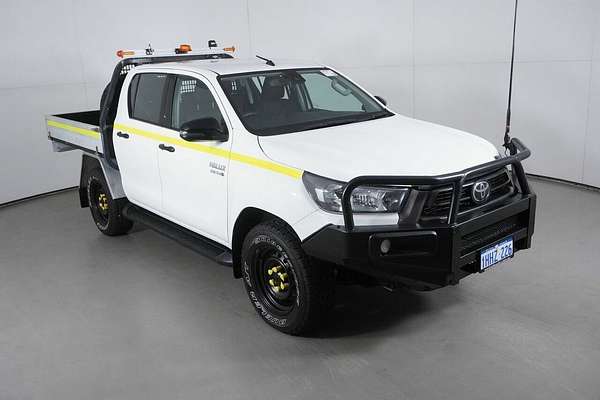 2021 Toyota Hilux SR (4x4) GUN126R Facelift 4X4