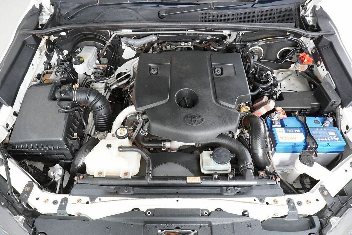 2022 Toyota Hilux SR (4x4) GUN126R 4X4