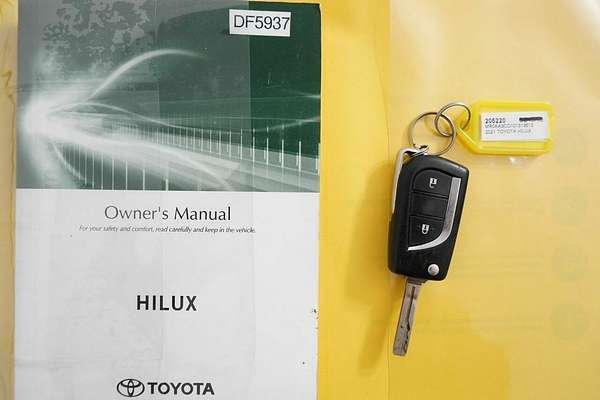 2021 Toyota Hilux SR (4x4) GUN126R Facelift 4X4