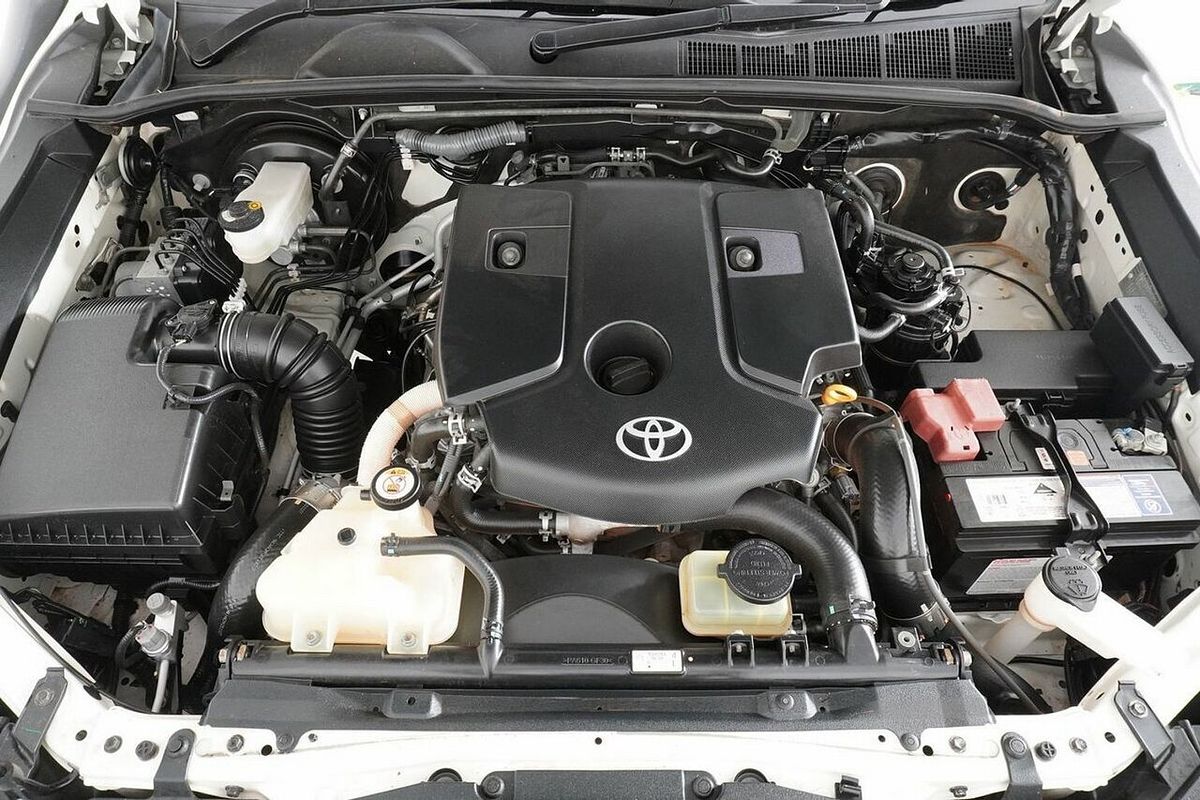 2021 Toyota Hilux SR (4x4) GUN126R Facelift 4X4