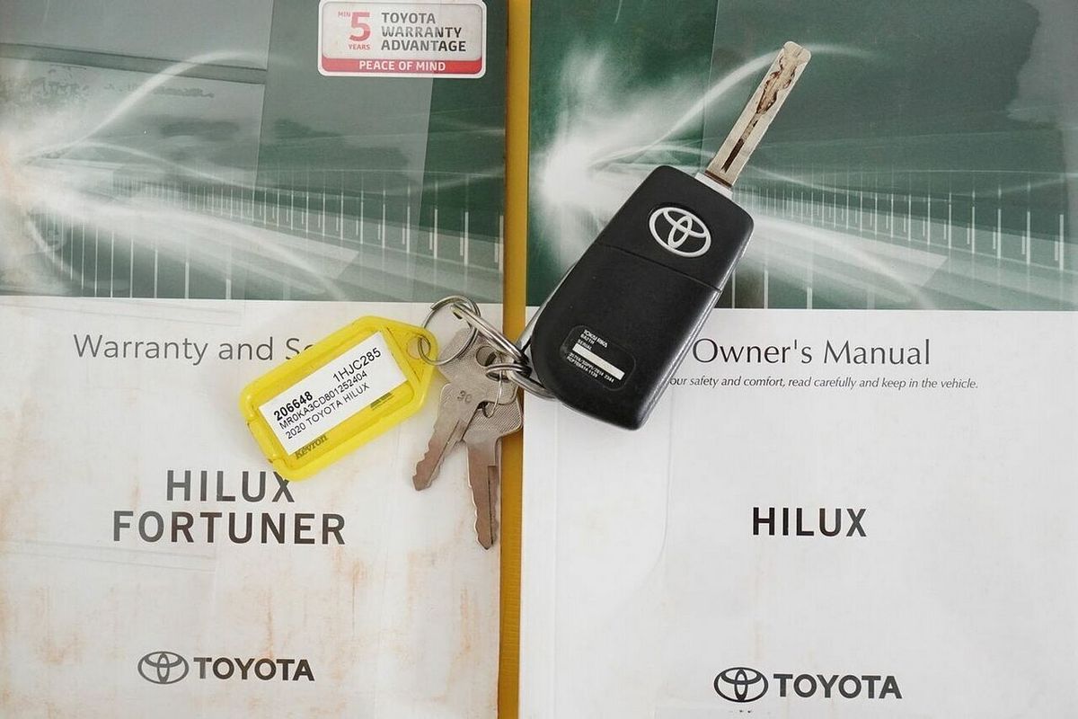 2020 Toyota Hilux SR (4x4) GUN126R Facelift 4X4