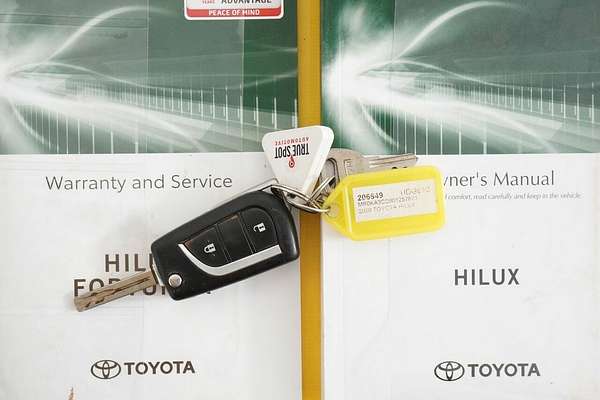 2020 Toyota Hilux SR (4x4) GUN126R Facelift 4X4