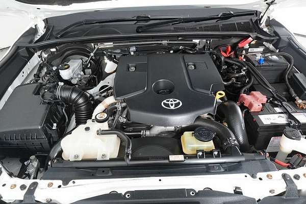 2019 Toyota Hilux SR (4x4) GUN126R MY19 4X4