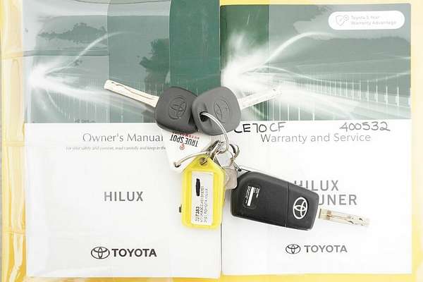 2021 Toyota Hilux SR (4x4) GUN126R Facelift 4X4