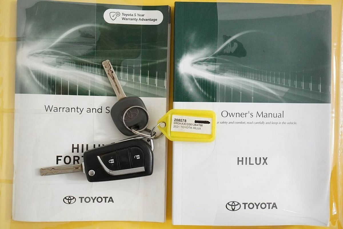 2021 Toyota Hilux SR (4x4) GUN126R Facelift 4X4