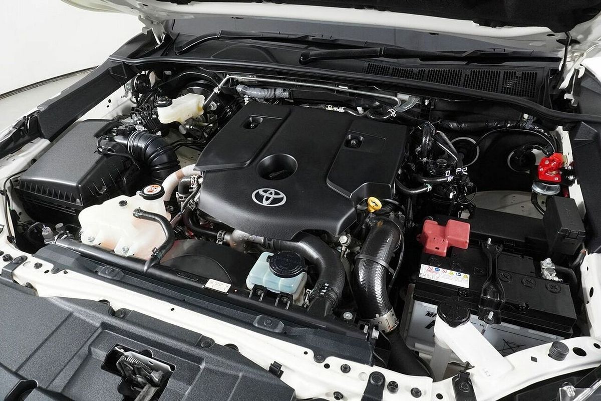 2024 Toyota Hilux SR (4x4) GUN126R 4X4