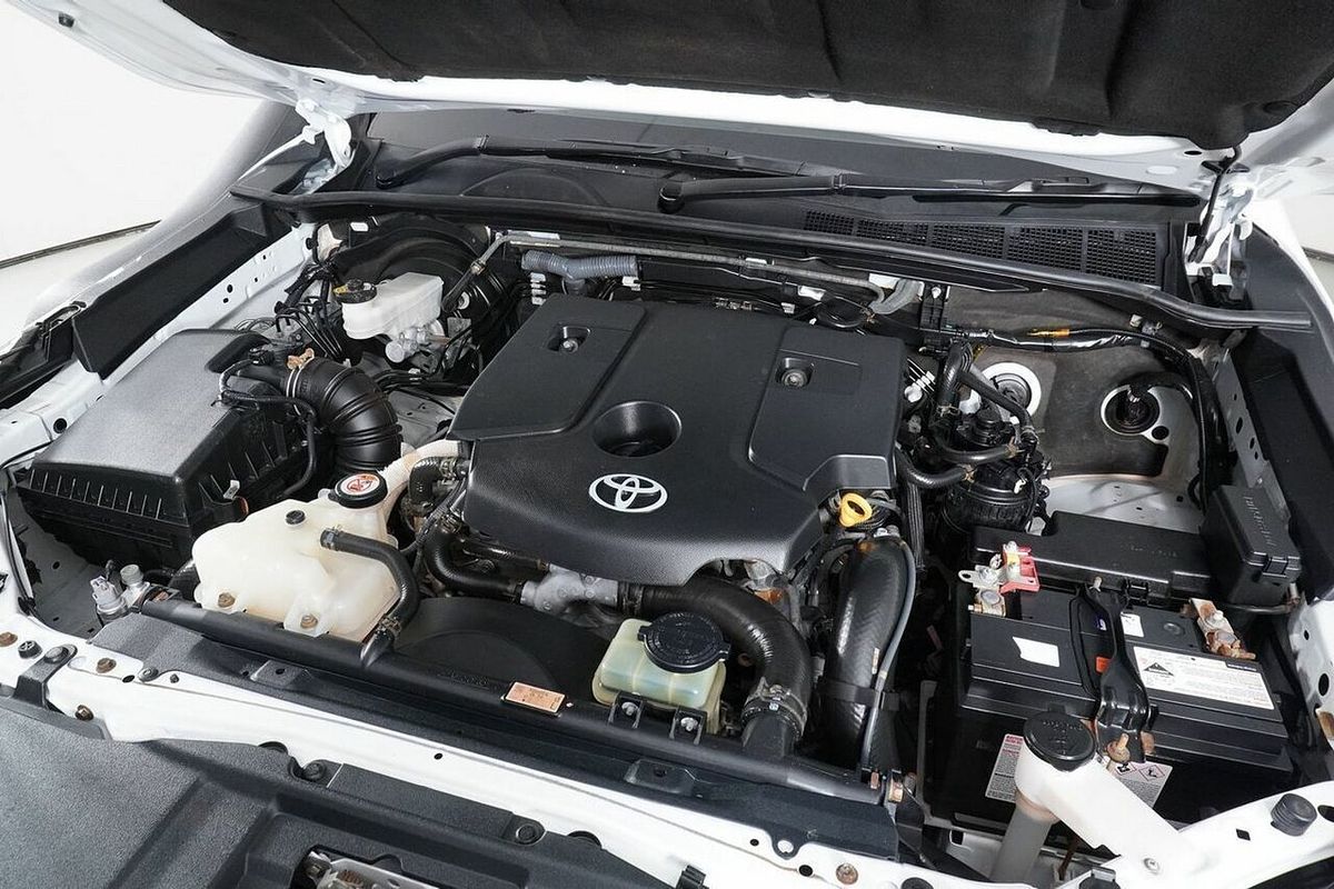 2018 Toyota Hilux SR (4x4) GUN126R MY19 4X4