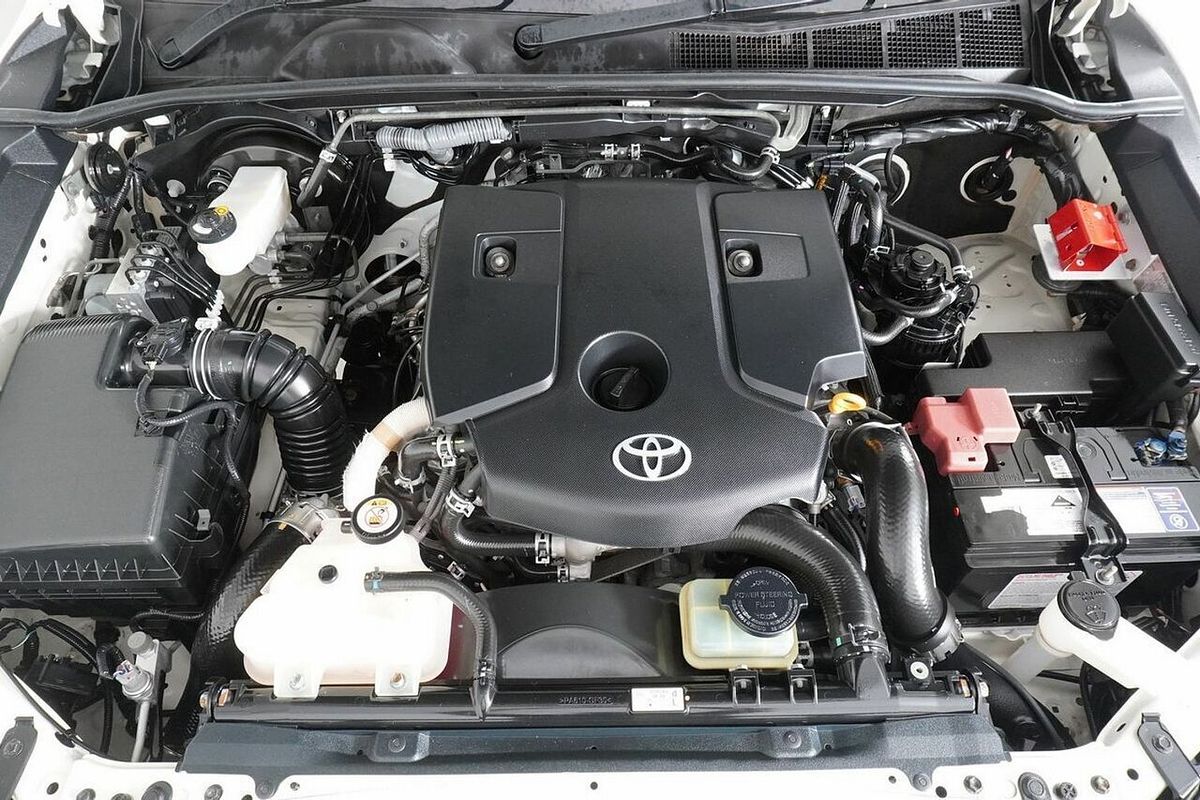 2020 Toyota Hilux SR (4x4) GUN126R Facelift 4X4