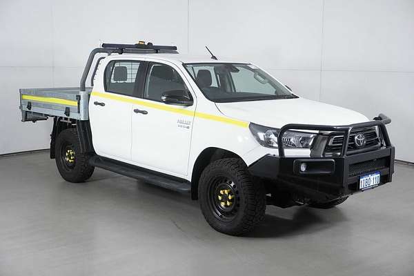 2020 Toyota Hilux SR (4x4) GUN126R Facelift 4X4