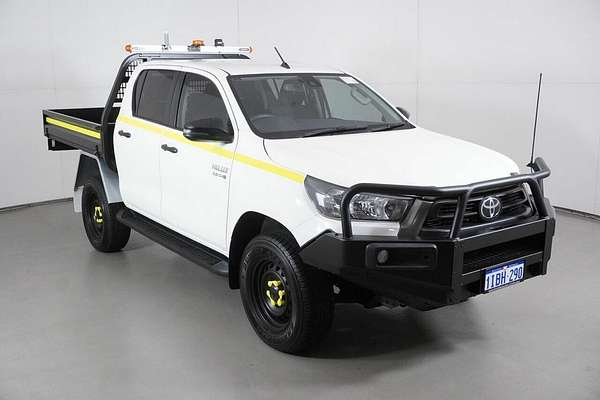 2020 Toyota Hilux SR (4x4) GUN126R Facelift 4X4