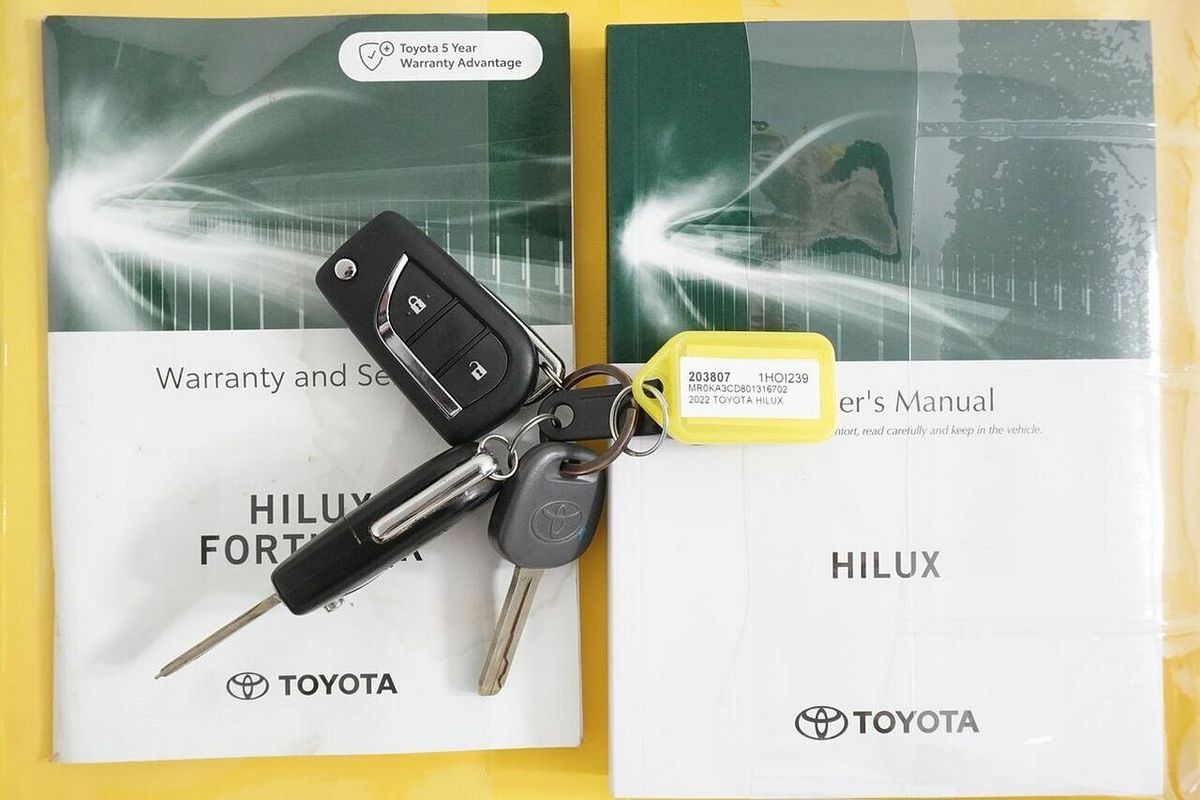 2022 Toyota Hilux SR (4x4) GUN126R 4X4