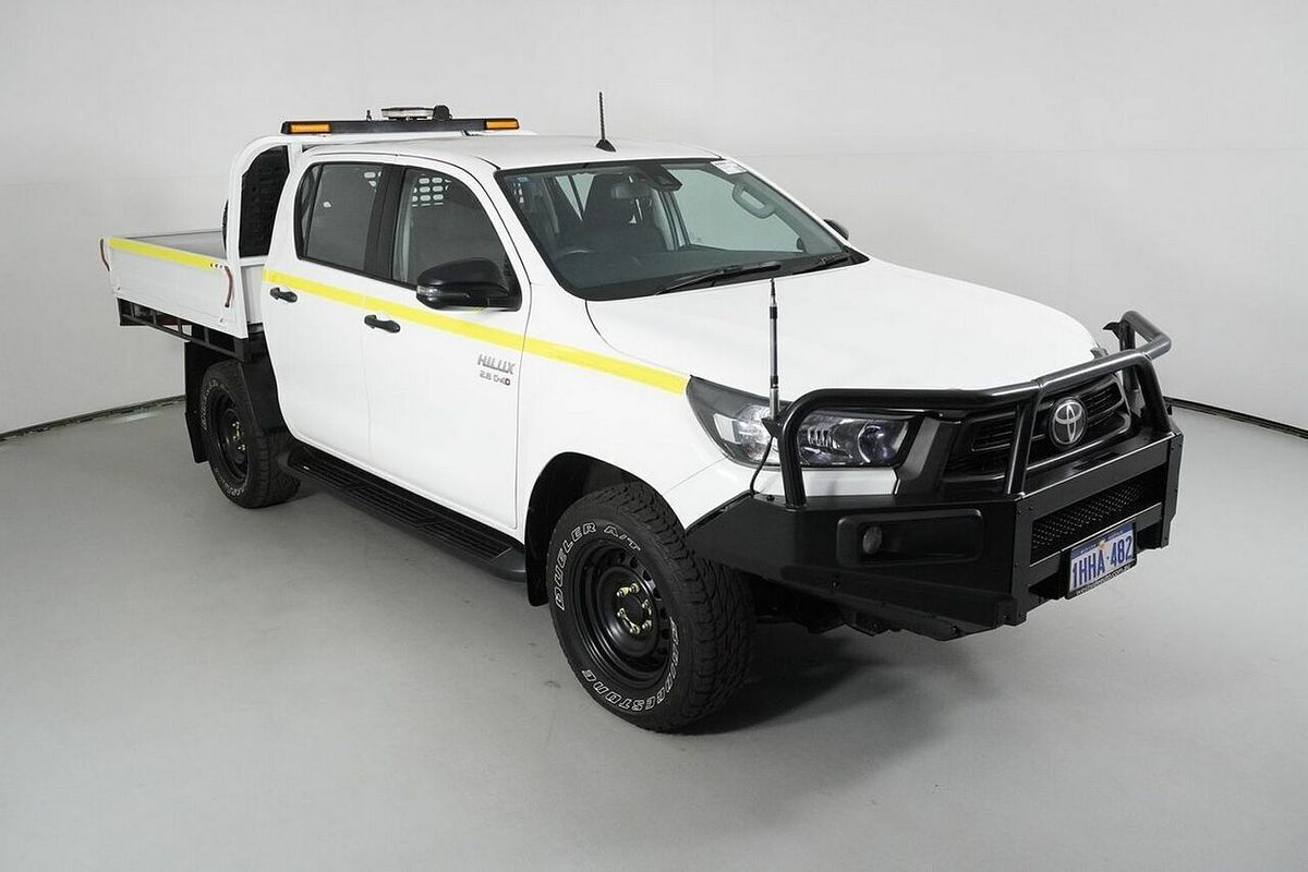 2020 Toyota Hilux SR (4x4) GUN126R Facelift 4X4
