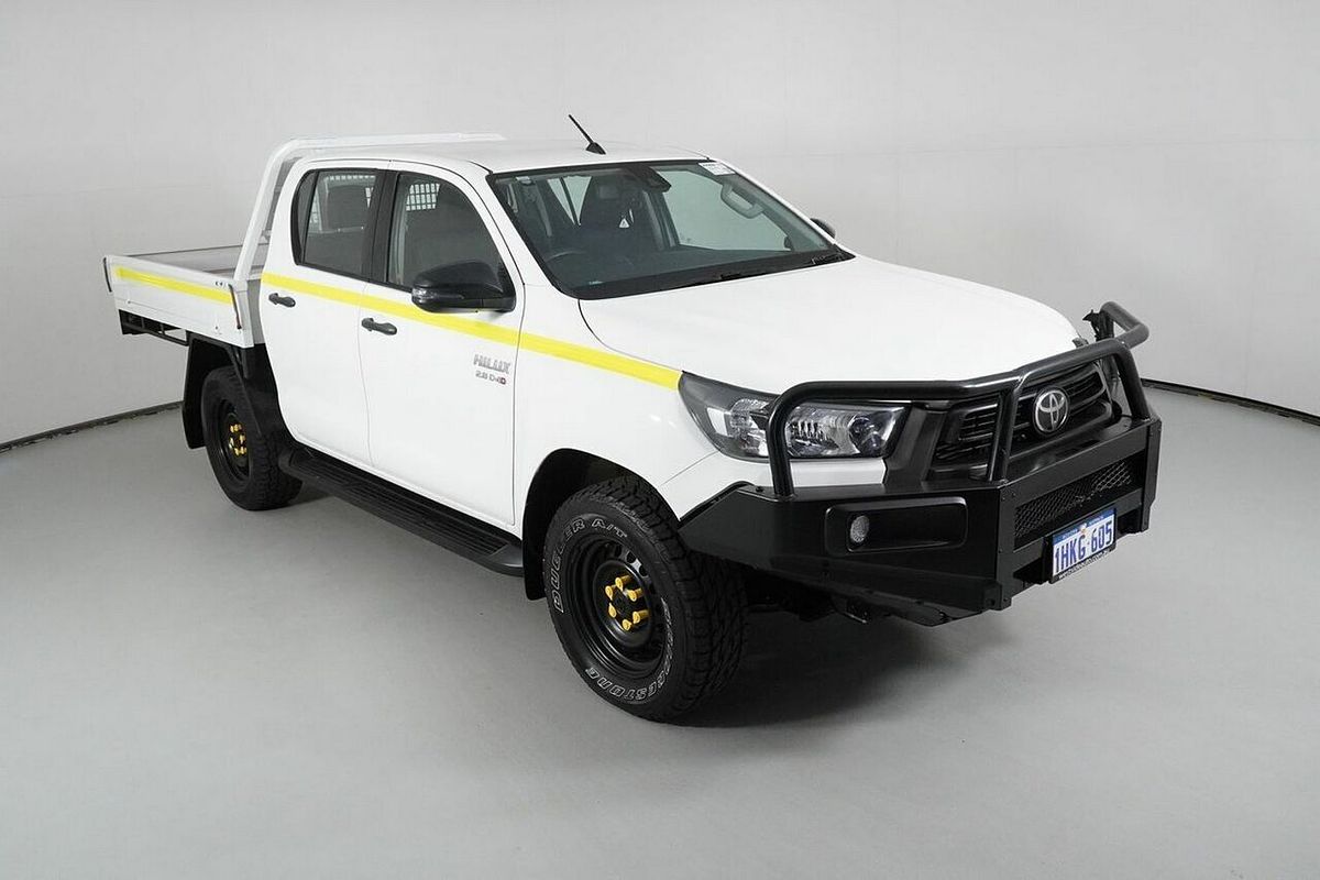 2021 Toyota Hilux SR (4x4) GUN126R Facelift 4X4