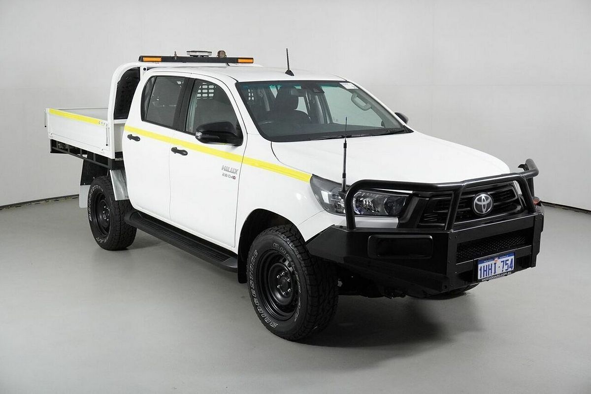 2020 Toyota Hilux SR (4x4) GUN126R Facelift 4X4
