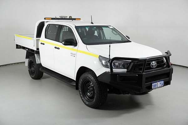 2020 Toyota Hilux SR (4x4) GUN126R Facelift 4X4