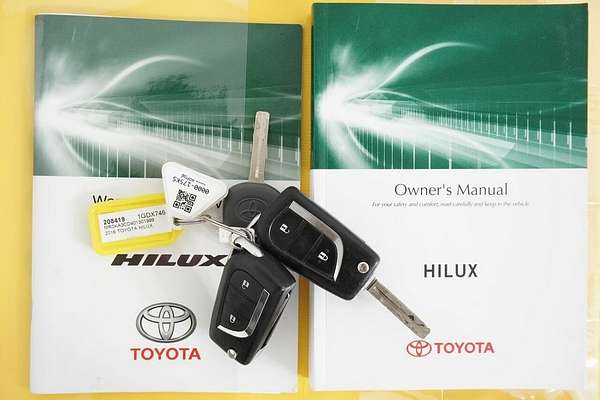 2016 Toyota Hilux SR (4x4) GUN126R 4X4