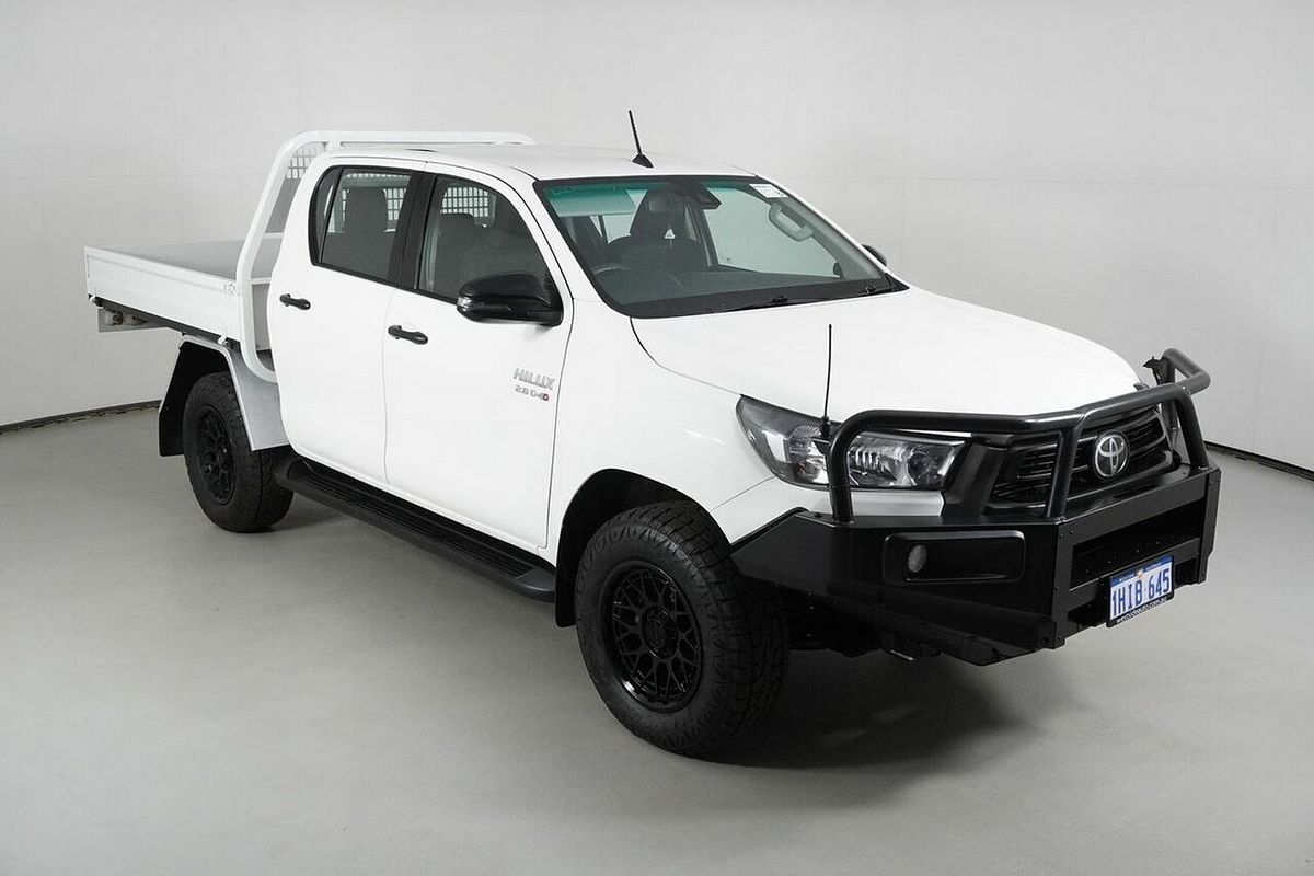 2021 Toyota Hilux SR (4x4) GUN126R Facelift 4X4