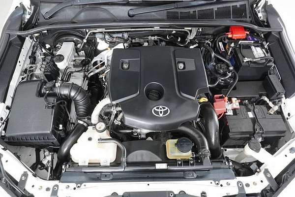 2019 Toyota Hilux SR (4x4) GUN126R MY19 4X4