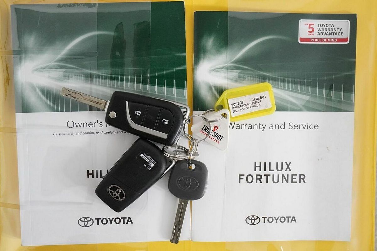 2021 Toyota Hilux SR (4x4) GUN126R Facelift 4X4