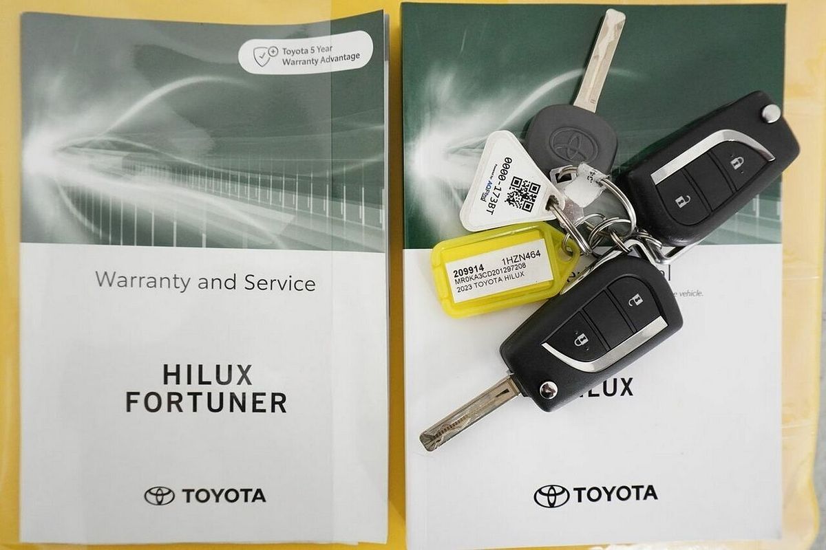 2023 Toyota Hilux SR (4x4) GUN126R 4X4