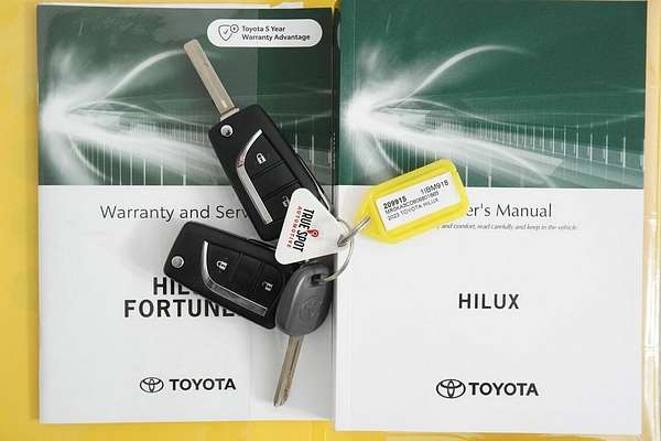 2023 Toyota Hilux SR (4x4) GUN126R 4X4