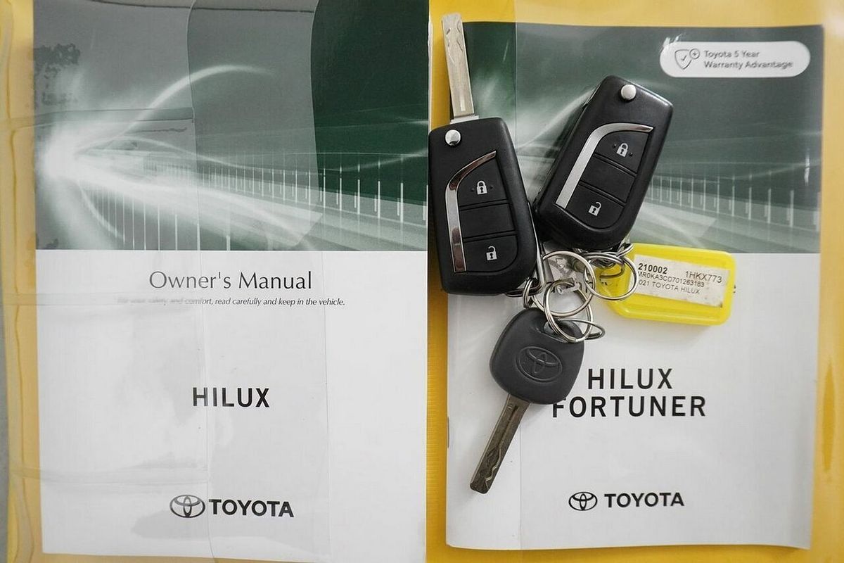 2021 Toyota Hilux SR (4x4) GUN126R Facelift 4X4