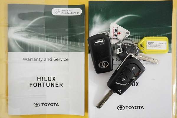 2021 Toyota Hilux SR (4x4) GUN126R Facelift 4X4
