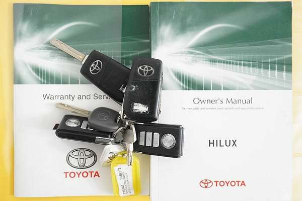 2016 Toyota Hilux SR (4x4) GUN126R 4X4