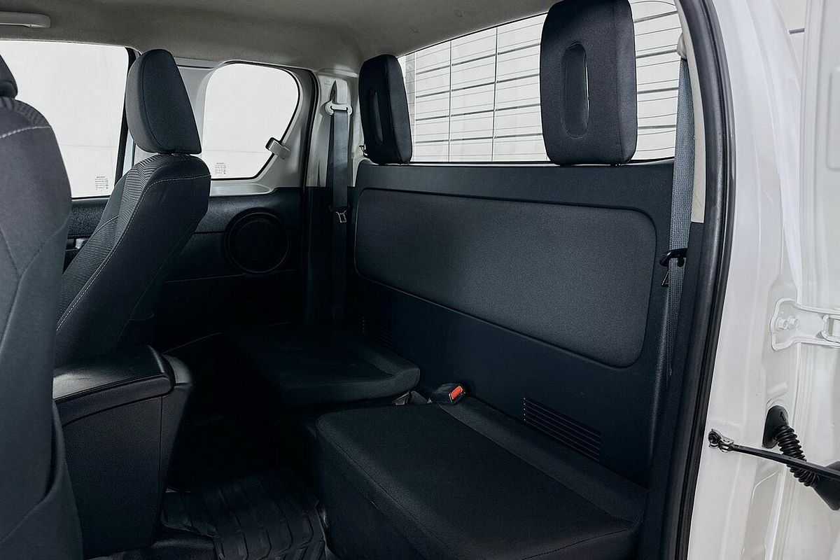 2019 Toyota Hilux SR (4x4) GUN126R MY19 4X4