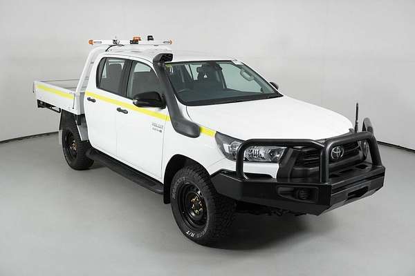 2021 Toyota Hilux SR (4x4) GUN126R Facelift 4X4