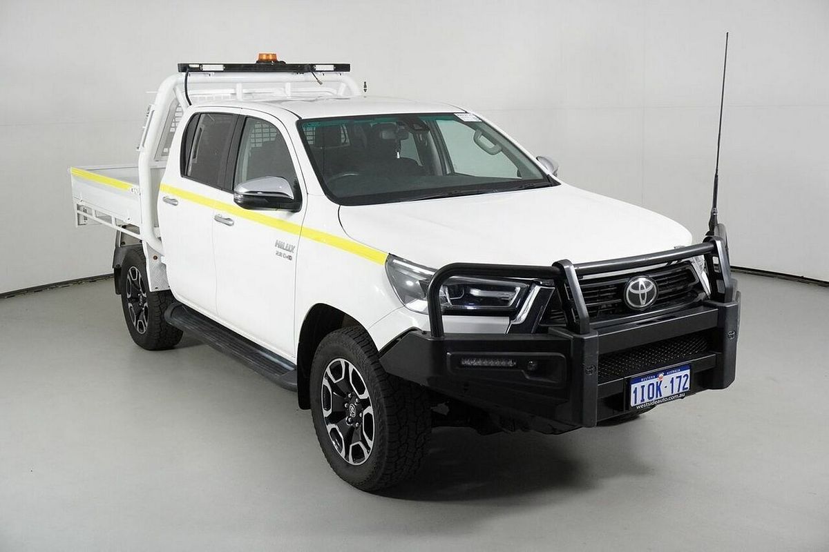 2021 Toyota Hilux SR5 (4x4) GUN126R Facelift 4X4