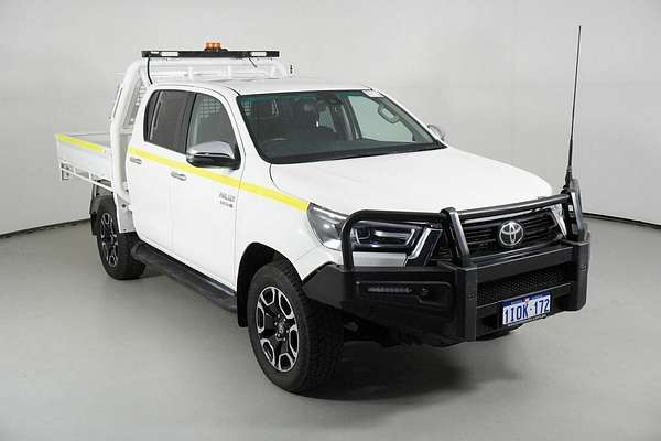 2021 Toyota Hilux SR5 (4x4) GUN126R Facelift 4X4