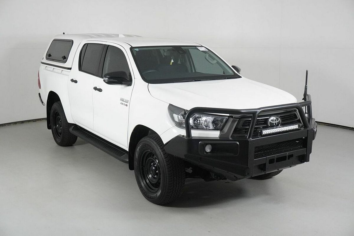 2021 Toyota Hilux SR (4x4) GUN126R Facelift 4X4