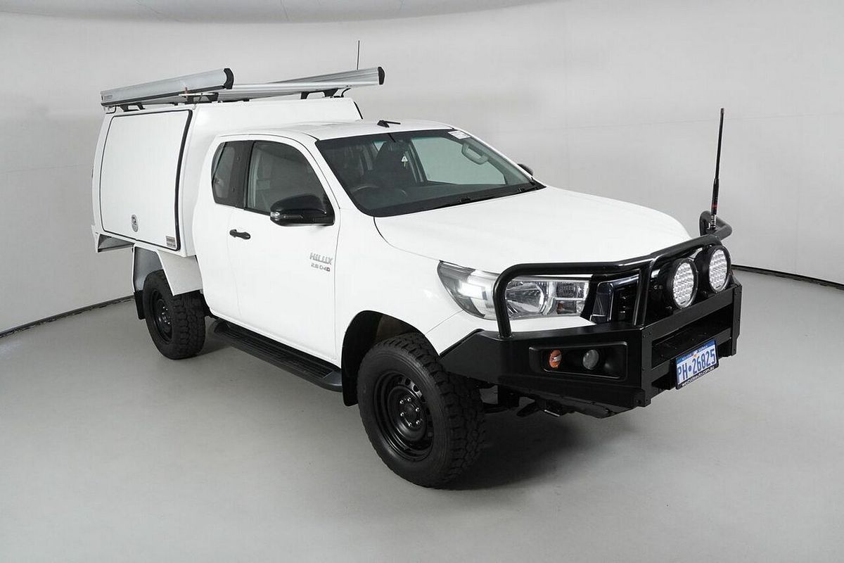 2019 Toyota Hilux SR (4x4) GUN126R MY19 4X4