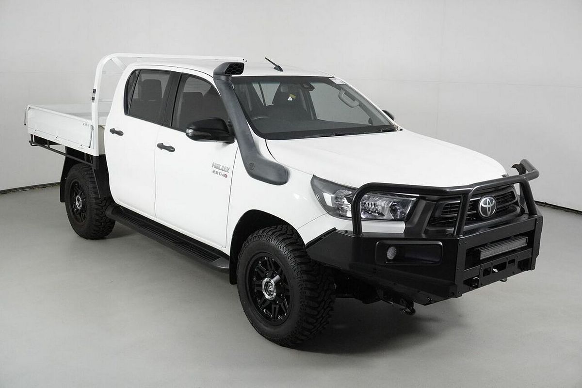 2020 Toyota Hilux SR (4x4) GUN126R Facelift 4X4