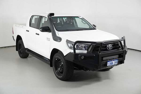 2022 Toyota Hilux SR (4x4) GUN126R 4X4