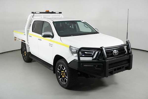 2021 Toyota Hilux SR5 (4x4) GUN126R Facelift 4X4