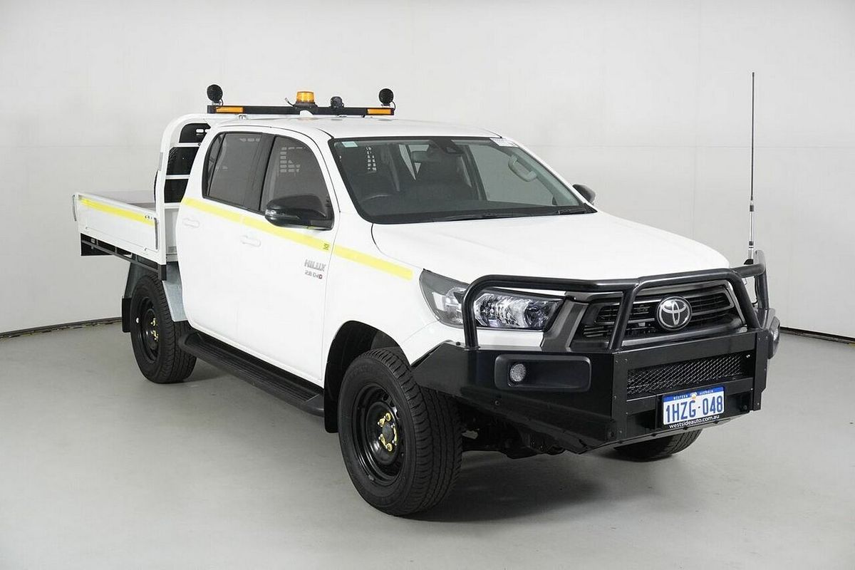 2023 Toyota Hilux SR (4x4) Steel Wheels GUN126R 4X4