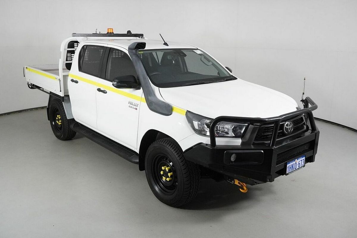 2021 Toyota Hilux SR (4x4) GUN126R Facelift 4X4