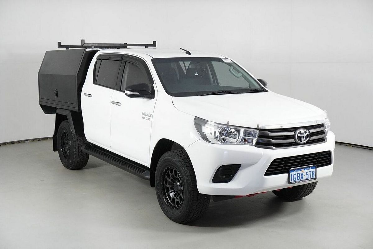 2016 Toyota Hilux SR (4x4) GUN126R 4X4