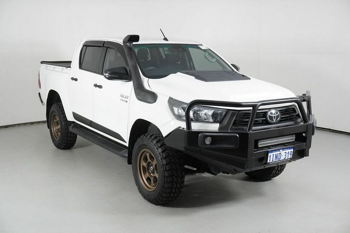 2020 Toyota Hilux SR (4x4) GUN126R Facelift 4X4