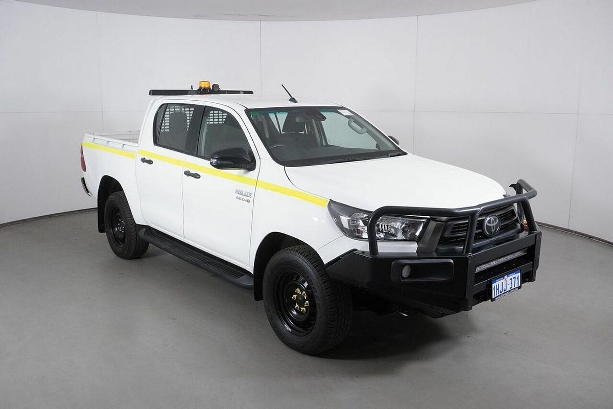2021 Toyota Hilux SR (4x4) GUN126R Facelift 4X4