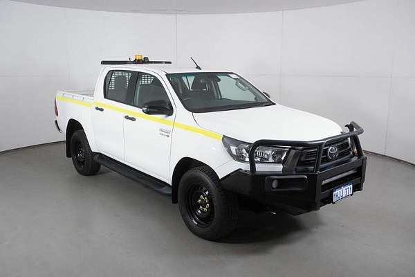 2021 Toyota Hilux SR (4x4) GUN126R Facelift 4X4